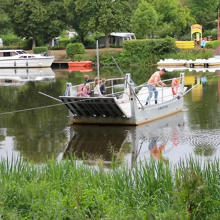 L'amphitryon بيت ضيافة Coudray (Mayenne)