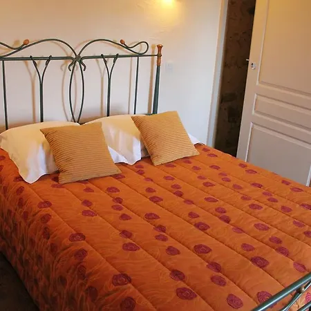 Гостевой дом L'Amphitryon 3*