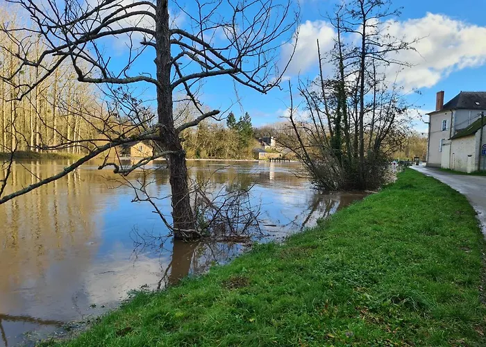 ゲストハウス L'amphitryon