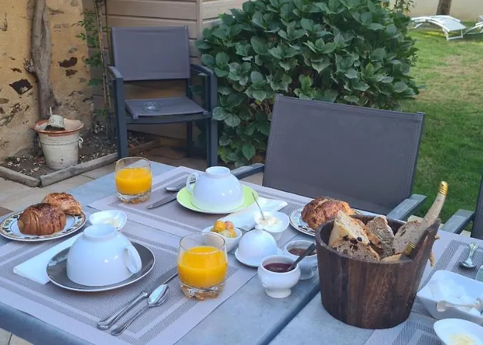 ゲストハウス L'amphitryon